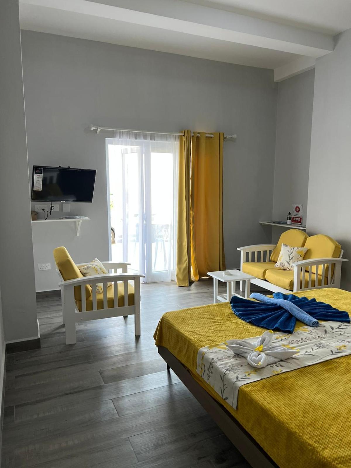 La Casa Sorento Вікторія Екстер'єр фото
